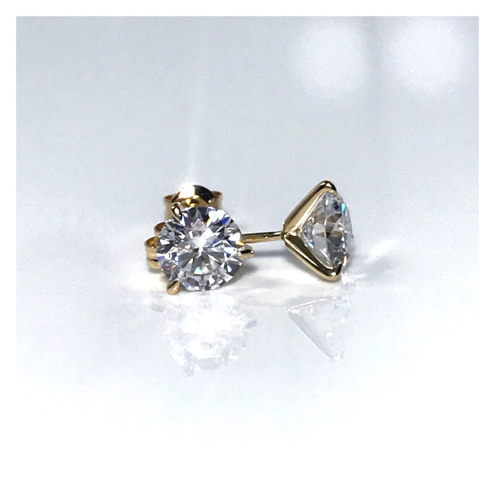 14KT 2 CARAT GENUINE MOISSANITE SOLID YELLOW GOLD MARTINI SET STUD EARRINGS NWOT - Picture 11 of 12
